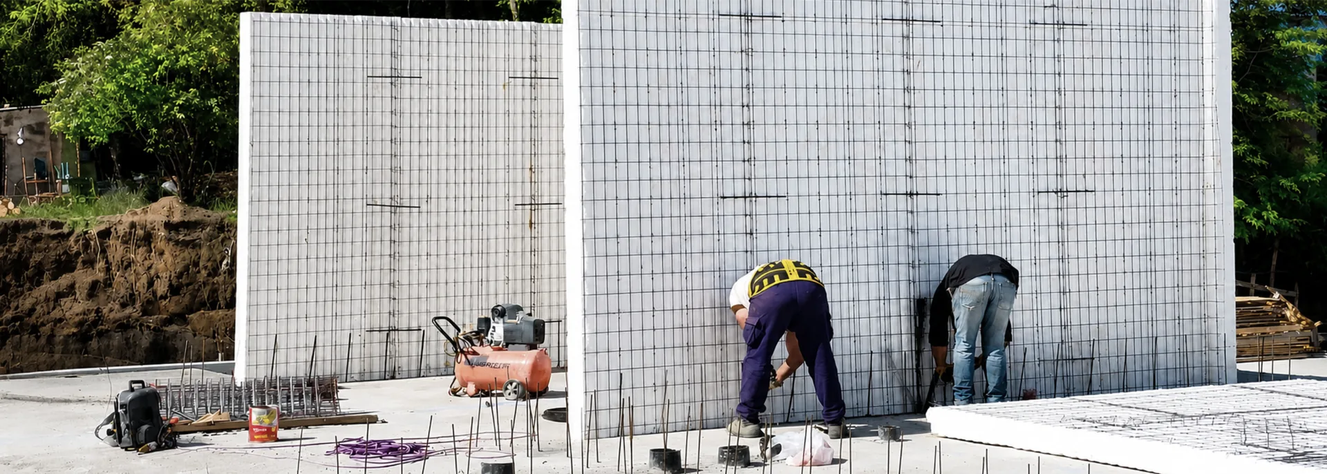 Muros del Sistema Cassaforma en etapa de proyectado